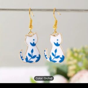 🛑3/$15 Orchid Cat Earrings with Blue and Gold Accents